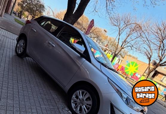 Autos - Toyota Yaris XLS Pack 2019 Nafta 39000Km - En Venta