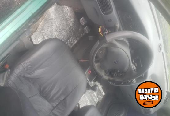Autos - Fiat El 1.6 3p 1999 GNC 245000Km - En Venta