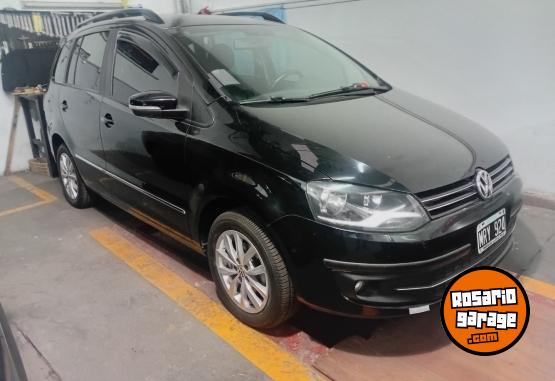 Autos - Volkswagen Suran 2013 Nafta 100000Km - En Venta