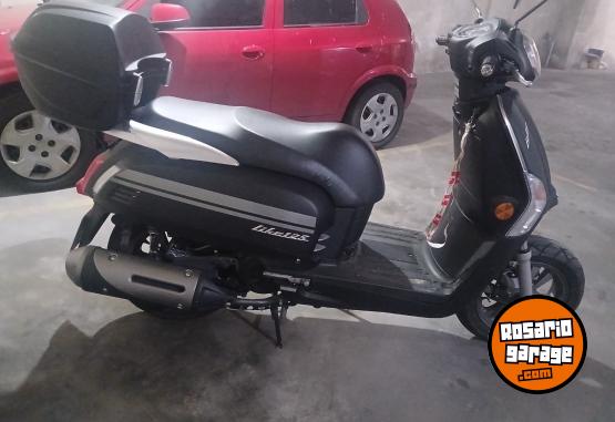 Motos - Kymco Like 2024 Nafta 2000Km - En Venta