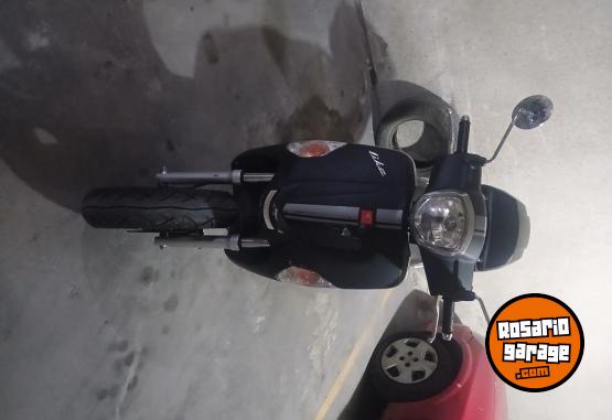 Motos - Kymco Like 2024 Nafta 2000Km - En Venta
