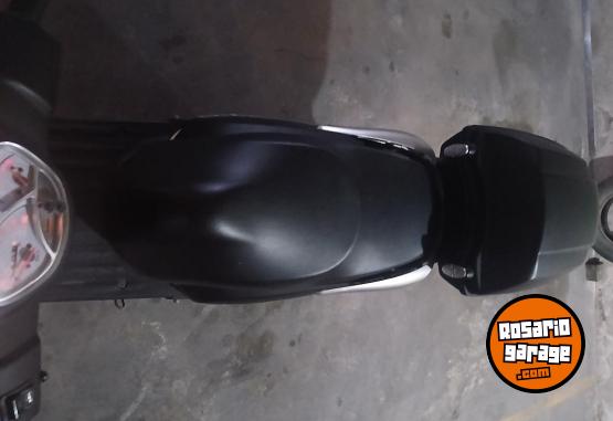 Motos - Kymco Like 2024 Nafta 2000Km - En Venta