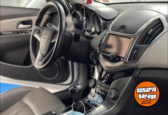 Autos - Chevrolet Cruze LTZ 2015 Nafta 124000Km - En Venta