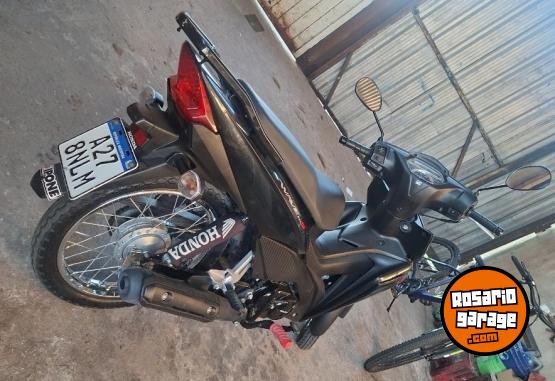 Motos - Honda Wabe 2025 Nafta 5000Km - En Venta
