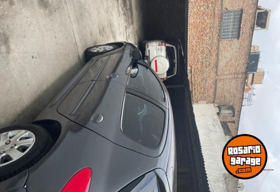 Autos - Peugeot 207 2016 Nafta 93300Km - En Venta