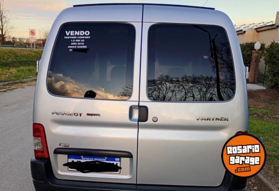 Autos - Peugeot Partner confort furgon 2018 Diesel 117000Km - En Venta