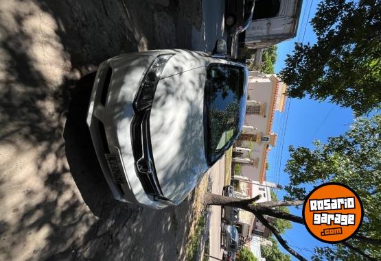 Autos - Honda Civic 2012 Nafta 180000Km - En Venta