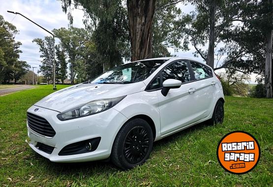 Autos - Ford FIESTA KINETIC 2015 Nafta 154000Km - En Venta