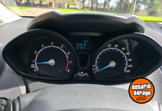 Autos - Ford FIESTA KINETIC 2015 Nafta 154000Km - En Venta