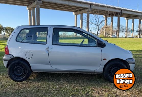 Autos - Renault TWINGO 1.0 2001 Nafta 175000Km - En Venta