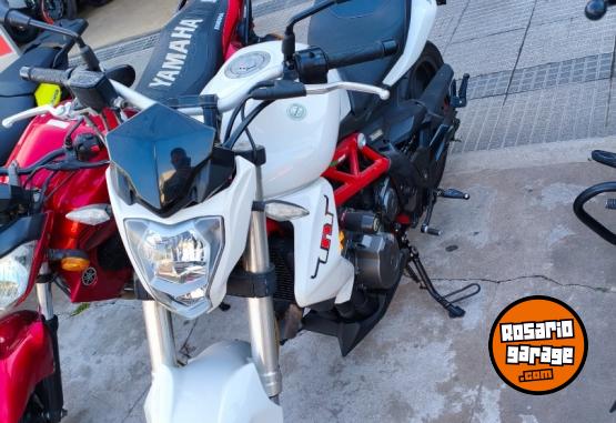 Motos - Benelli Tnt 300 2017 Nafta 11800Km - En Venta