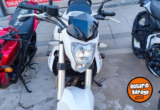 Motos - Benelli Tnt 300 2017 Nafta 11800Km - En Venta
