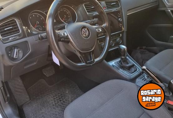 Autos - Volkswagen Golf 2018 Nafta 179000Km - En Venta