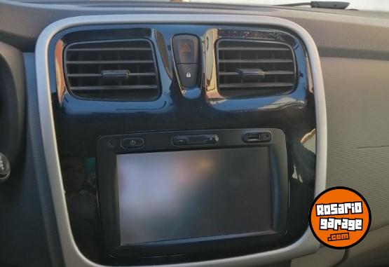 Autos - Renault Logan 2016 GNC 130000Km - En Venta