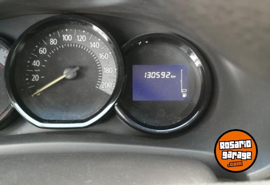 Autos - Renault Logan 2016 GNC 130000Km - En Venta