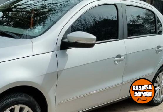 Autos - Volkswagen Voyage higline 2016 2016 GNC 280000Km - En Venta