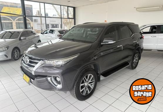 Camionetas - Toyota Sw4 Srx 2017 Diesel 140000Km - En Venta