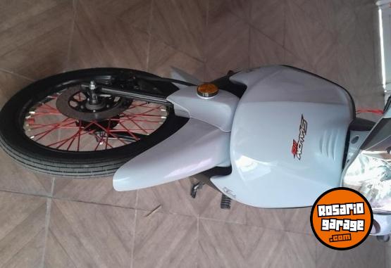 Motos - IKA Slalom 110 2026 Nafta 4000Km - En Venta