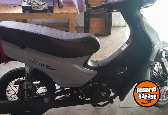 Motos - IKA Slalom 110 2026 Nafta 4000Km - En Venta