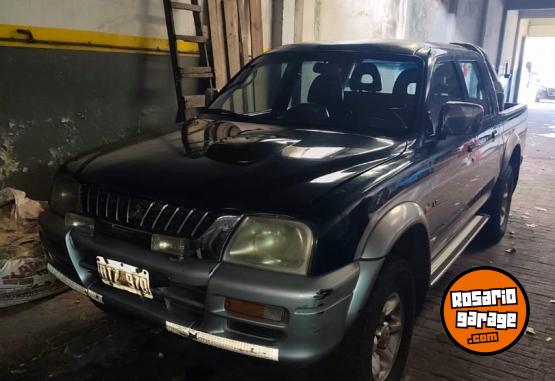 Camionetas - Mitsubishi L200 4x4 2001 Diesel 350000Km - En Venta