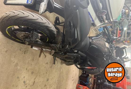 Motos - Kawasaki Versys 650 2022 Nafta 31000Km - En Venta