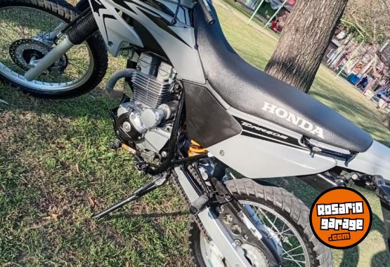 Motos - Honda Xr 250 2023 Nafta 9800Km - En Venta