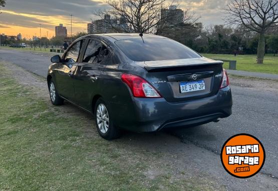Autos - Nissan Versa 1.6 Advance At 2020 GNC 80000Km - En Venta