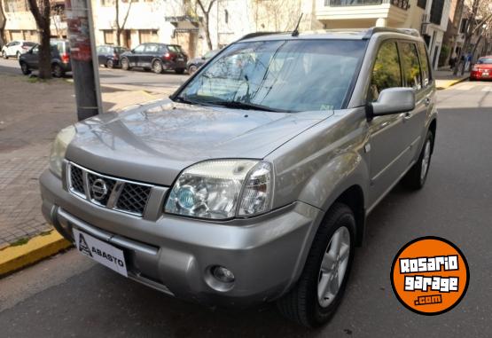 Camionetas - Nissan Xtrail - rav4, crv 2008 Nafta 248000Km - En Venta
