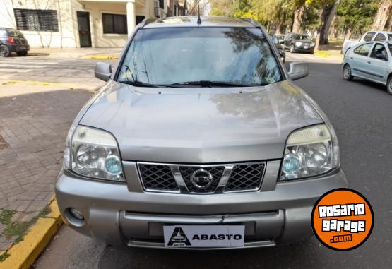 Camionetas - Nissan Xtrail - rav4, crv 2008 Nafta 248000Km - En Venta