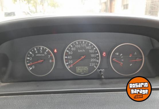 Camionetas - Nissan Xtrail - rav4, crv 2008 Nafta 248000Km - En Venta