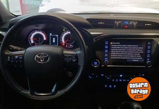 Camionetas - Toyota Toyota hilux 2020 Nafta 2222Km - En Venta