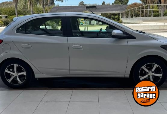 Autos - Chevrolet ONIX LTZ 2017 GNC 93000Km - En Venta