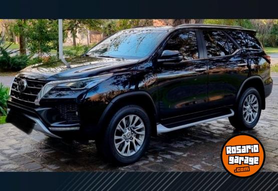 Camionetas - Toyota SW4 SRX 2022 Diesel 95000Km - En Venta