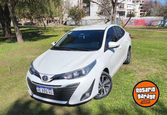 Autos - Toyota Yaris XLS pack 2022 Nafta 137000Km - En Venta