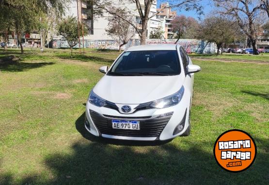 Autos - Toyota Yaris XLS pack 2022 Nafta 137000Km - En Venta