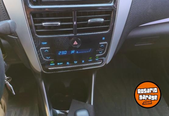 Autos - Toyota Yaris XLS pack 2022 Nafta 137000Km - En Venta