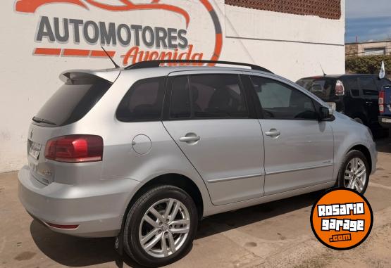 Autos - Volkswagen SURAN HIGHLINE 2018 GNC 111111Km - En Venta