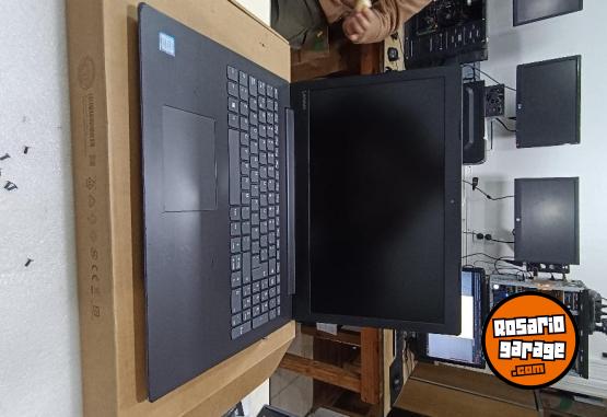 Inform�tica - Notebook Lenovo i3 8GB RAM + SSD 240GB | Bater�a y Teclado Nuevo - En Venta