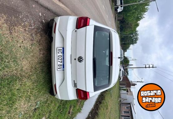 Autos - Volkswagen Gol trend 2017 Nafta 95000Km - En Venta