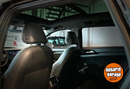 Autos - Volkswagen Taos Highline 2021 Nafta 69000Km - En Venta
