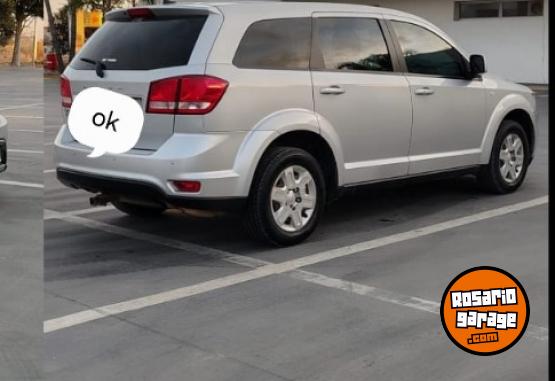 Camionetas - Dodge Journey 2012 Nafta 175000Km - En Venta
