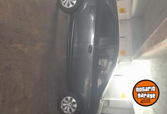 Autos - Chevrolet Onix joy 2019 Nafta 82000Km - En Venta