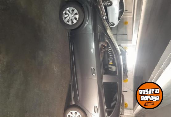 Autos - Chevrolet Onix joy 2019 Nafta 82000Km - En Venta