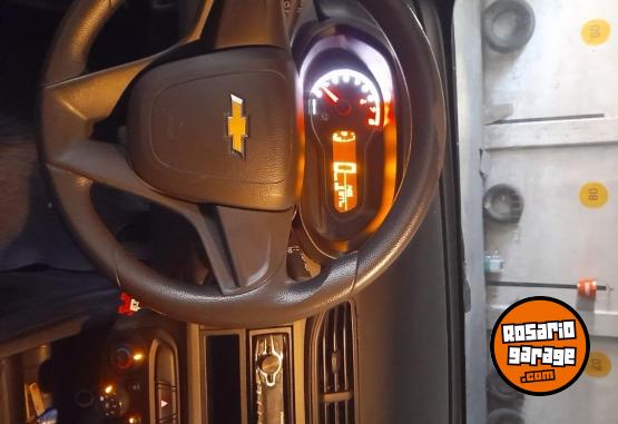 Autos - Chevrolet Onix joy 2019 Nafta 82000Km - En Venta