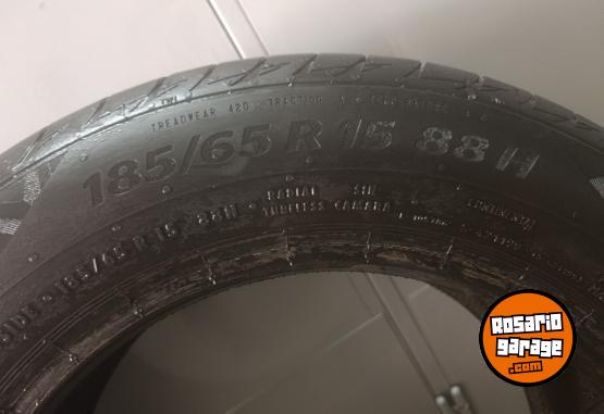 Accesorios para Autos - Cubiertas Continental 185/65R15 - En Venta