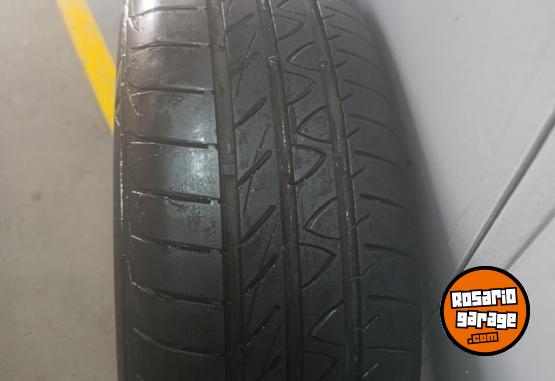 Accesorios para Autos - Cubiertas Continental 185/65R15 - En Venta