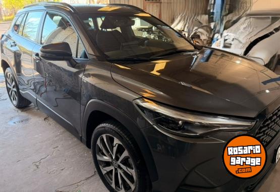 Autos - Toyota corola cross xei 2023 Nafta 34500Km - En Venta