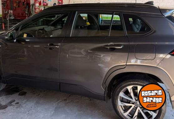 Autos - Toyota corola cross xei 2023 Nafta 34500Km - En Venta