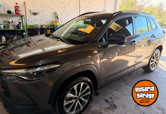 Autos - Toyota corola cross xei 2023 Nafta 34500Km - En Venta