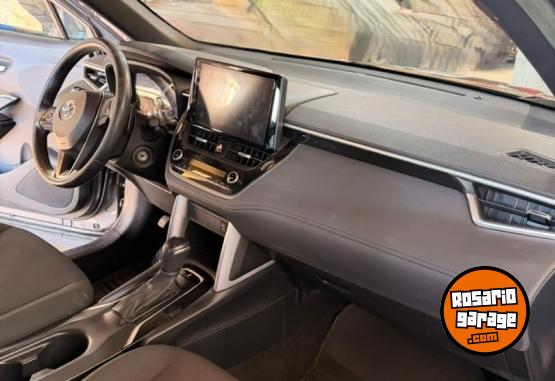 Autos - Toyota corola cross xei 2023 Nafta 34500Km - En Venta